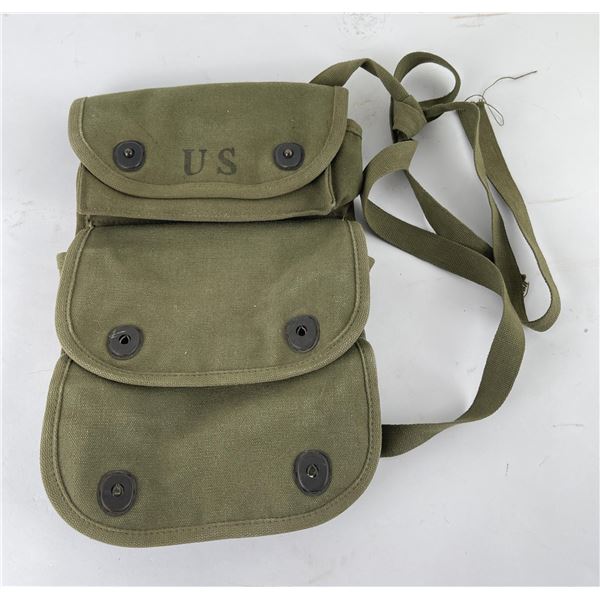 Vietnam War US M18 Smoke Grenade Carrier Pouch