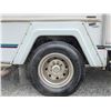 Image 31 : 0D --  1999 FORD ECONOLINE E450 ROYAL EXPEDITION Apr 27ft CLASSIC MOTORHOME, White, 64724 KM's