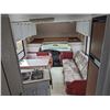 Image 56 : 0D --  1999 FORD ECONOLINE E450 ROYAL EXPEDITION Apr 27ft CLASSIC MOTORHOME, White, 64724 KM's