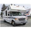 Image 8 : 0D --  1999 FORD ECONOLINE E450 ROYAL EXPEDITION Apr 27ft CLASSIC MOTORHOME, White, 64724 KM's