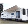 Image 32 : 0B --  2013 HEARTLAND FAIRFIELD 44' PARK MODEL TRAILER