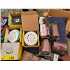 Image 8 : Large Lot of Various Sandpaper, Dado Jig, Wire Wheels & More