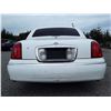 Image 17 : 0H --  2000 LINCOLN TOWN CAR EXECUTIVE LIMOUSINE, WHITE, 229,944 MILES