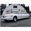 Image 2 : 0H --  2000 LINCOLN TOWN CAR EXECUTIVE LIMOUSINE, WHITE, 229,944 MILES