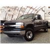 Image 2 : G4 --  2002 CHEVROLET SILVERADO 2500 HEAVY DUTY EXT CAB 4X4, Grey, 384404 KM's