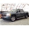 Image 1 : G1 --  2010 CHEVROLET SILVERADO HYBRID 1500 CREW CAB 4X4, Grey, 226517 KM's