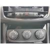 Image 52 : B5 --  2013 CHRYLSLER 200 TOURING, White, 228863 KM's