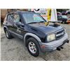 Image 8 : B6 --  2004 CHEVROLET TRACKER ZR2 4X4, Black, 301716 KM's