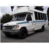 Image 2 : 0D --  2002 FORD ECOLINE E350 SUPER DUTY BUS, White, 567035 KM's  "NO RESERVE"