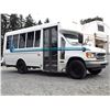 Image 8 : 0D --  2002 FORD ECOLINE E350 SUPER DUTY BUS, White, 567035 KM's  "NO RESERVE"