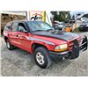 Image 8 : A1 --  2001 DODGE DURANGO 4X4, Red, 204453 KM's  "NO RESERVE"