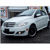 Image 2 : B3 --  2011 MERCEDES B200 T, White, 131501 KM's
