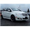 Image 7 : B3 --  2011 MERCEDES B200 T, White, 131501 KM's