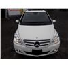 Image 5 : B3 --  2011 MERCEDES B200 T, White, 131501 KM's