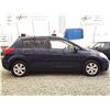 Image 8 : H2 --  2009 NISSAN VERSA S, Blue, 189326 KM's