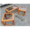 Image 2 : 3 piece glass top coffee table set