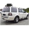 Image 11 : A8 --  2005 LINCOLN NAVIGATOR  4X4, White, 249852 KM's "NO RESERVE"