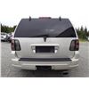 Image 14 : A8 --  2005 LINCOLN NAVIGATOR  4X4, White, 249852 KM's "NO RESERVE"