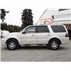 Image 19 : A8 --  2005 LINCOLN NAVIGATOR  4X4, White, 249852 KM's "NO RESERVE"