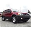 Image 8 : A12 --  2005 FORD ESCAPE XLT AWD, Red, 303454 KM's