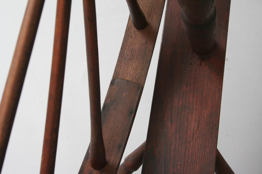 Antique American Primitive Spinning Wheel