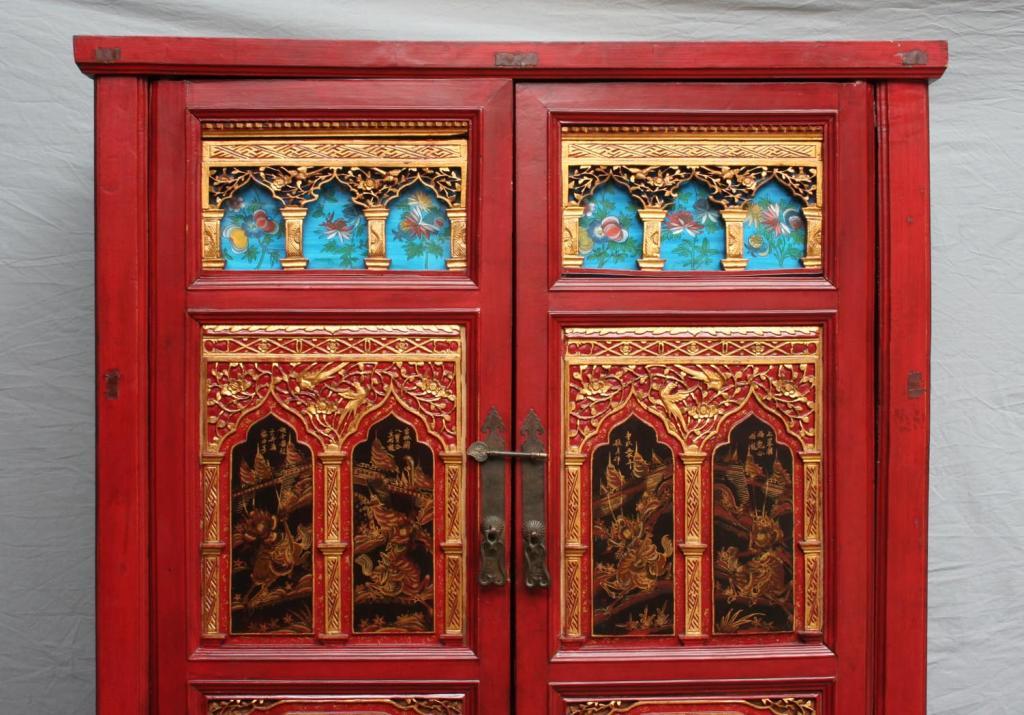 Vintage Chinese Red Lacquer Armoire Or Cabinet