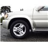Image 25 : C2 --  2001 INFINITI QX4 4X4, Gold, 242246 KM's