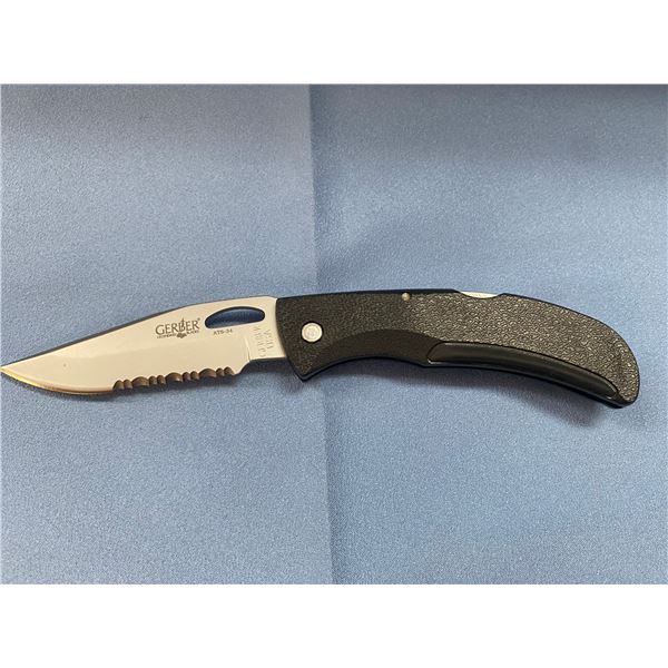 GERBER E-Z OUT AT534 FOLDING POCKET KNIFE
