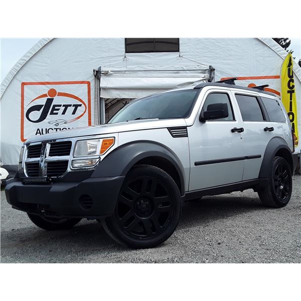 H2 --  2008 DODGE NITRO SXT 4X4, Grey, 250109 KM's