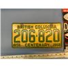 Image 2 : 1960 BC LICENSE PLATE WITH BARRETT-JACKSON MAGAZINE