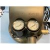 Image 2 : SMALL AIR COMPRESSOR