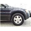 Image 32 : D6 --  2003 FORD ESCAPE XLT AWD, Blue, 126896 MILES