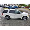 Image 12 : F6 --  2003 FORD EXPLORER LTD 4X4 , White, 237040 KM's