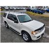 Image 9 : F6 --  2003 FORD EXPLORER LTD 4X4 , White, 237040 KM's