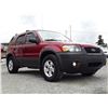 Image 8 : A12 --  2005 FORD ESCAPE XLT AWD, Red, 303454 KM's
