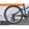 Image 2 : Norco Mountaineer  front Suspension Mountaine Bike Grey