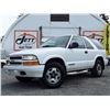 Image 1 : H4 --  1998 CHEVROLET BLAZER 4X4 , White, 210255 KM's