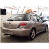 Image 13 : B4 --  2006 SUBARU IMPREZA 2.5I SPORTS WAGON, Grey, 152935 KM's