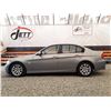 Image 21 : C3 --  2006 BMW 325I, Grey, 262408 KM's