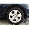 Image 24 : B3 --  2004 TOYOTA MATRIX XR , Blue, 299999 TMU KM's