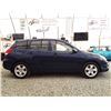 Image 8 : B3 --  2004 TOYOTA MATRIX XR , Blue, 299999 TMU KM's