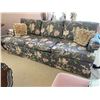 Image 2 : Vintage Floral Print Sofa With Accent Pillows