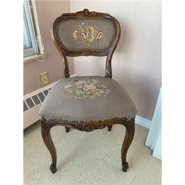 Antique Victorian Parlor Chair