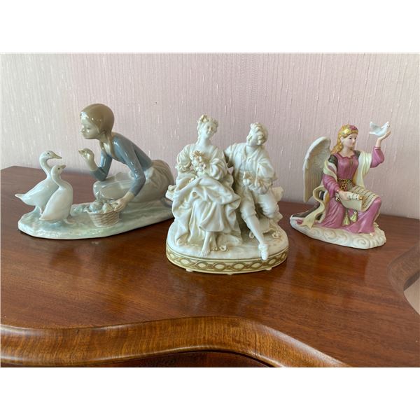 Various Figurine's