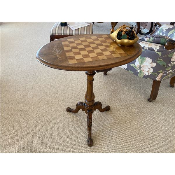 Antique Wood Side/Chess Table & Chess Pieces