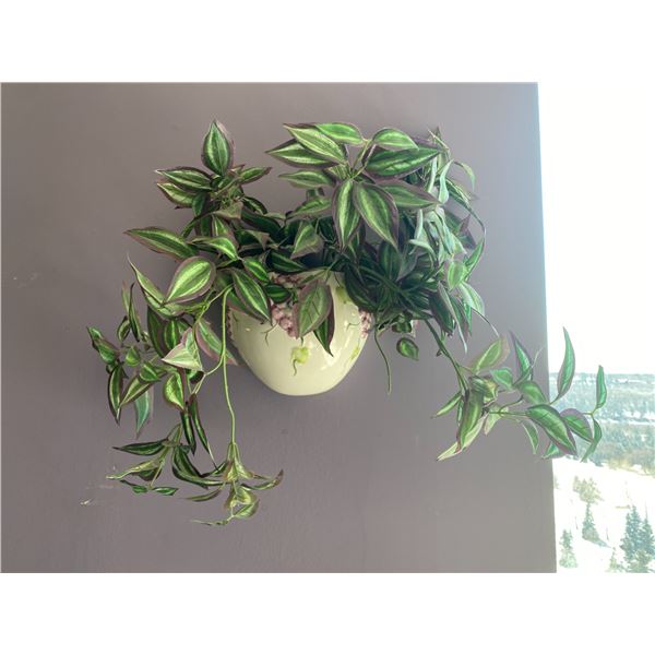 Ceramic Wall Sconce/Flower Pot & Cermic Tulip Wall Hanging Sculpture