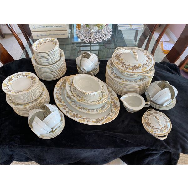 Noritake 10 Setting China Set