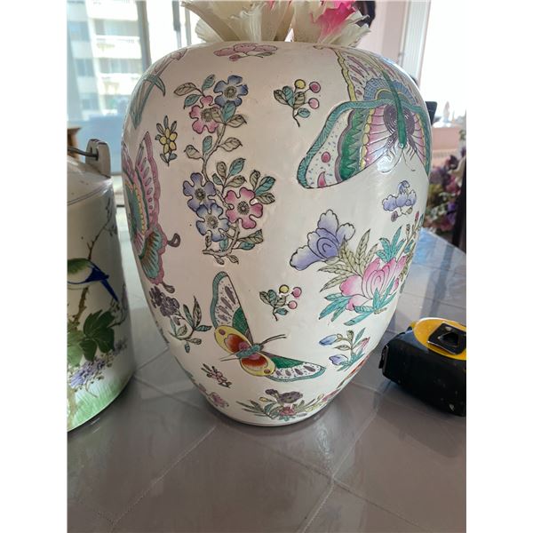 Decerative Porcelaine Pieaces