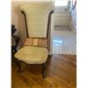 Image 3 : Floral Highback Antique Sitting Chair