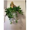Image 2 : Large Wall Sconce With Flowers/Foliage